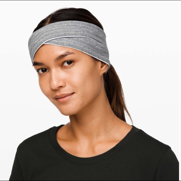 lululemon athletica Accessories - lululemon ear warmer